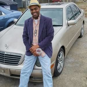 Meet your Posher, Tony